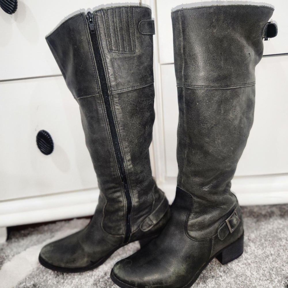 MATISSE Elegant Gray Over the Knee Boots